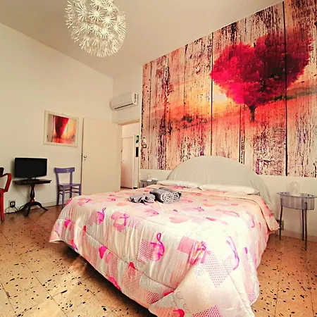 Accogliente Casa Indipendente Con Wi-fi Gratuito, A Due Passi Dal Centro E Dalle Attrazioni Apartament Rawenna