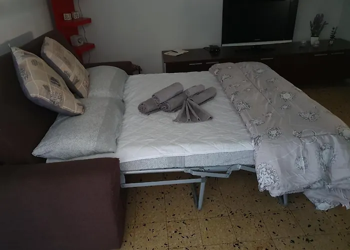 Апартаменти Accogliente Casa Indipendente Con Wi-Fi Gratis, Vicino Al Centro E Alle Attrazioni, 3 Camere