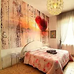 Accogliente Casa Indipendente Con Wi-fi Gratis, Vicino Al Centro E Alle Attrazioni, 3 * Ravenna