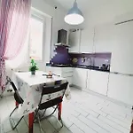 Accogliente Casa Indipendente Con Wi-fi Gratis, Vicino Al Centro E Alle Attrazioni, 3 Ravenna