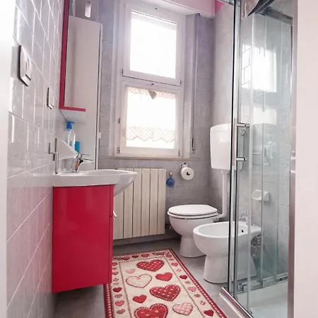Daire Accogliente Casa Indipendente Con Wi-Fi Gratis, Vicino Al Centro E Alle Attrazioni, 3 Camere